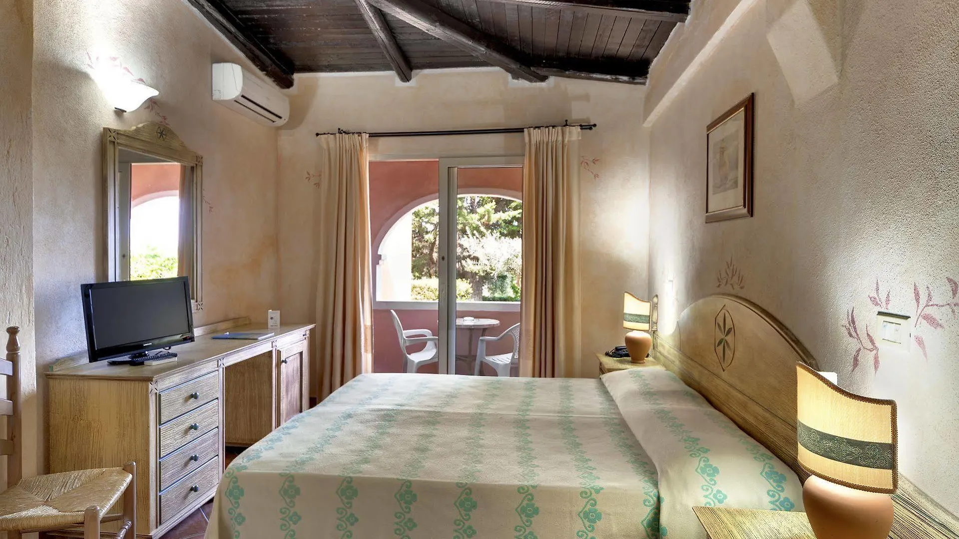 Colonna Beach Hotel Marinella