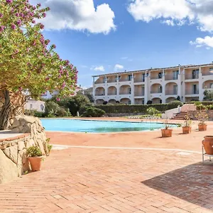 Hotel Hotiday Collection -
